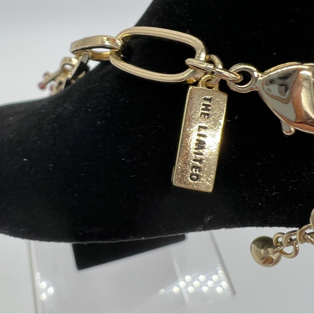 The Limited Tassel Necklace - Picture 4 of 13